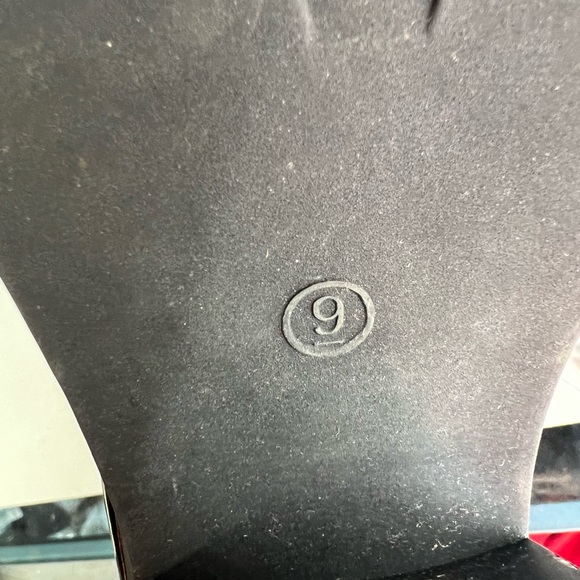 Diba Black Western Ankle Boot Cheyanne Shiny Patent Snip Toe Chunky Heel 9 moto - Picture 3 of 9